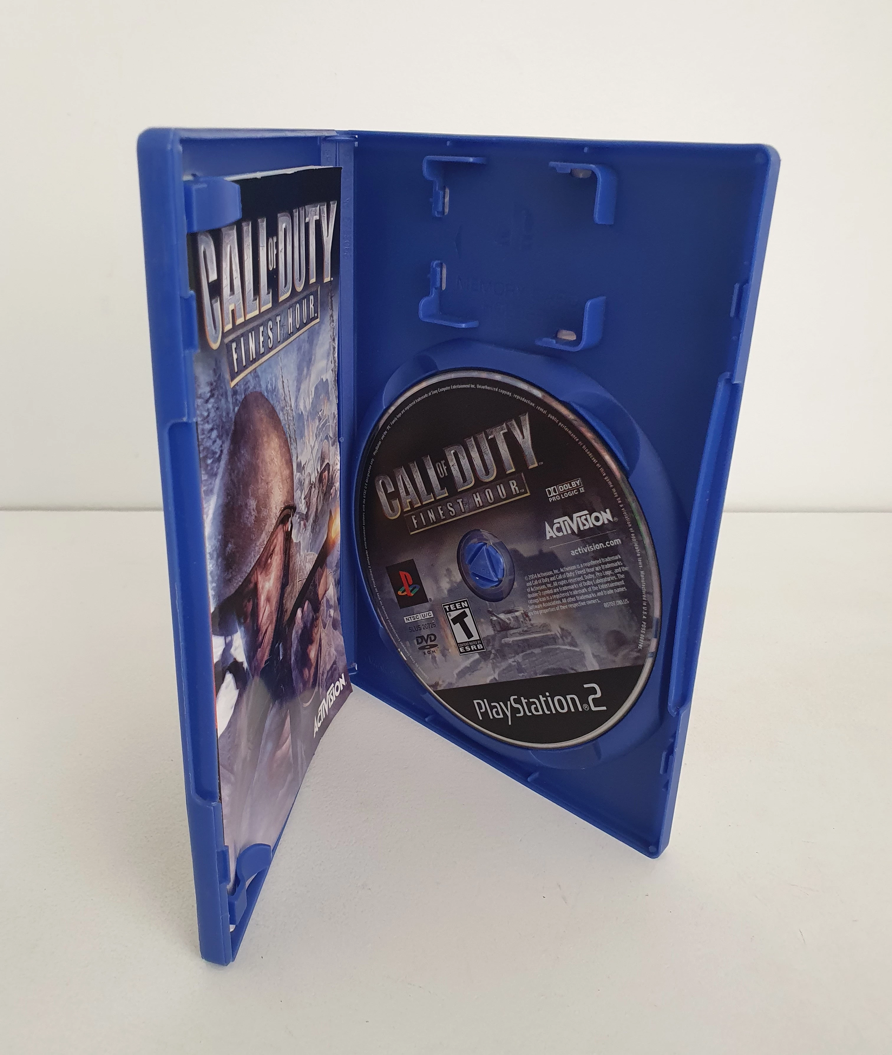 call-of-duty-finest-hour-playstation-2-ean-gtin-5030917026256