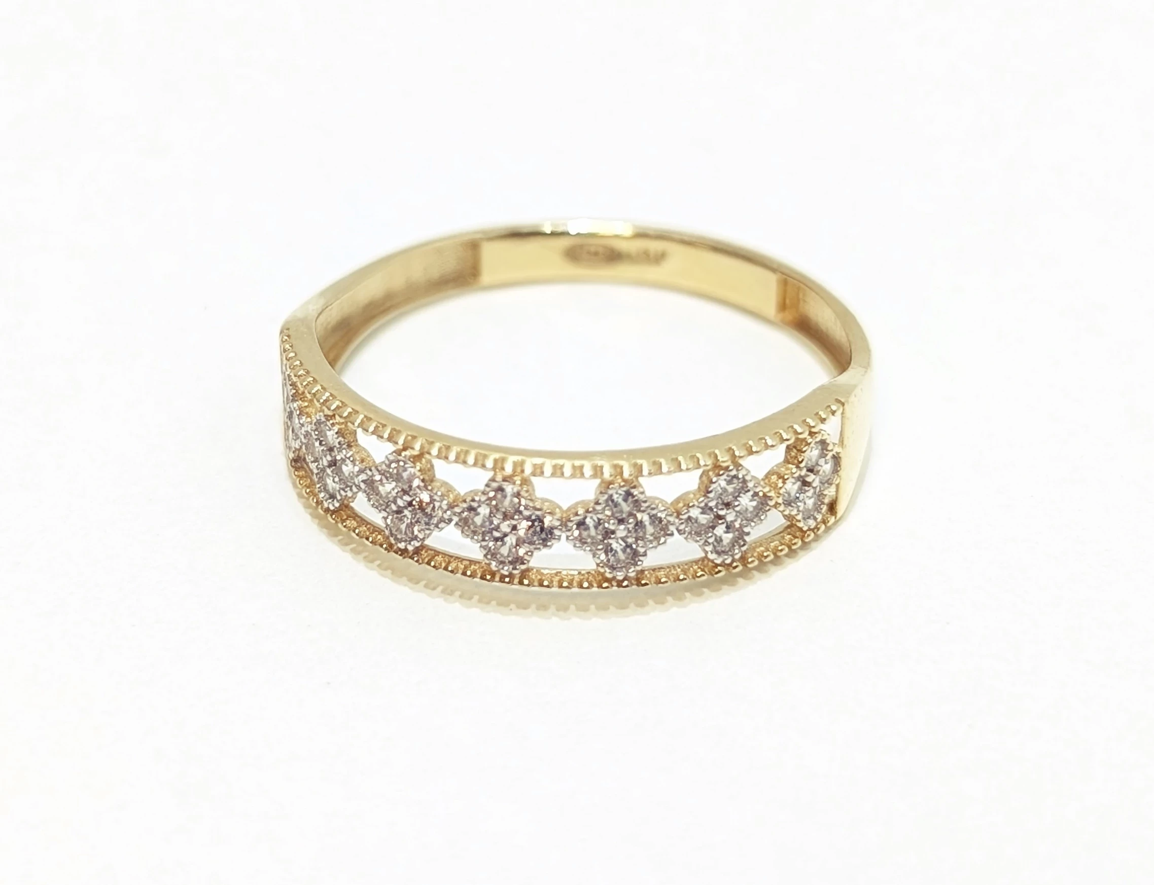 zloty-pierscionek-z-cyrkoniami-r19-pr-585-14k-rodzaj-2205-2