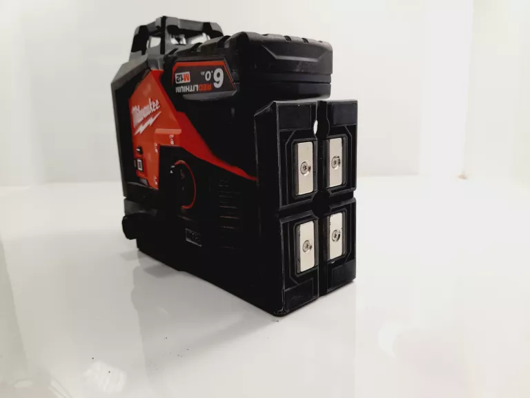 laser-milwaukee-m12-3pl-maksymalny-zasieg-pracy-38