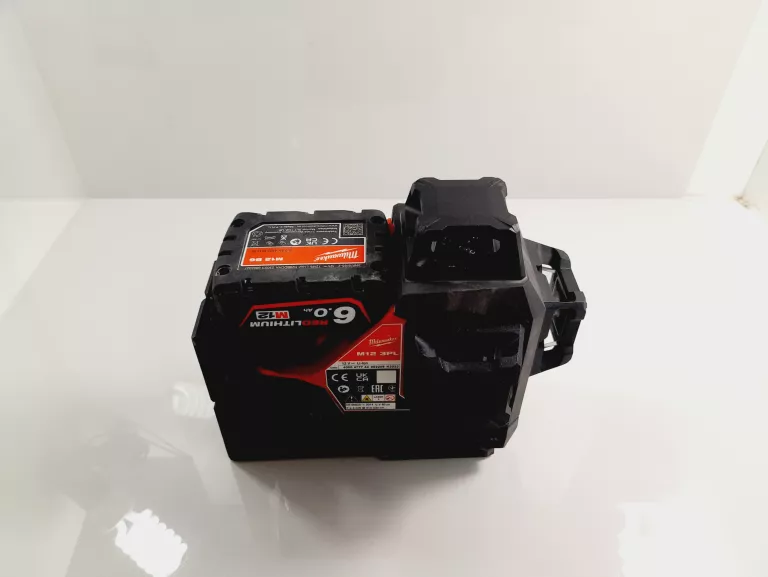 laser-milwaukee-m12-3pl-stan-11323-2