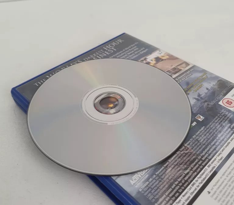 call-of-duty-finest-hour-playstation-2-stan-11323-2