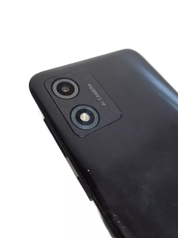 telefon-motorola-moto-e13-264gb-przekatna-ekranu-650