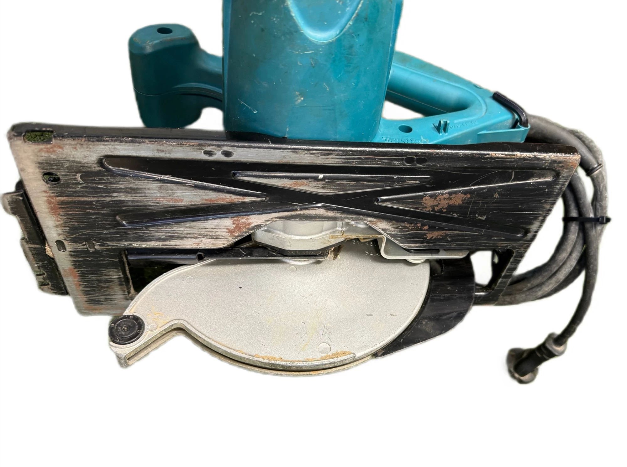 pila-tarczowa-makita-5704r-1200w-marka-248811-950929