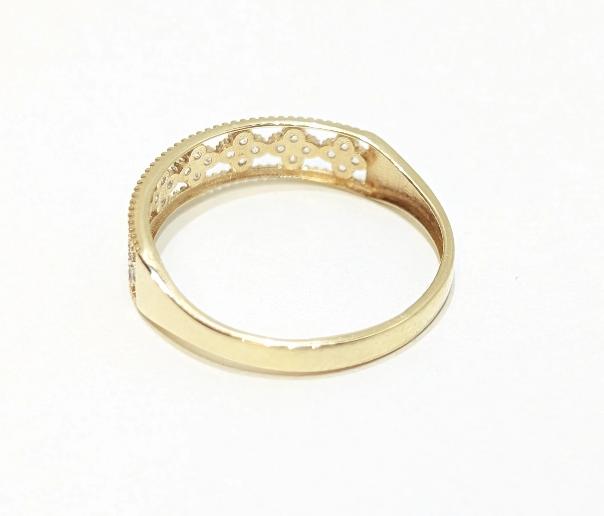 zloty-pierscionek-z-cyrkoniami-r19-pr-585-14k-material-15835-2