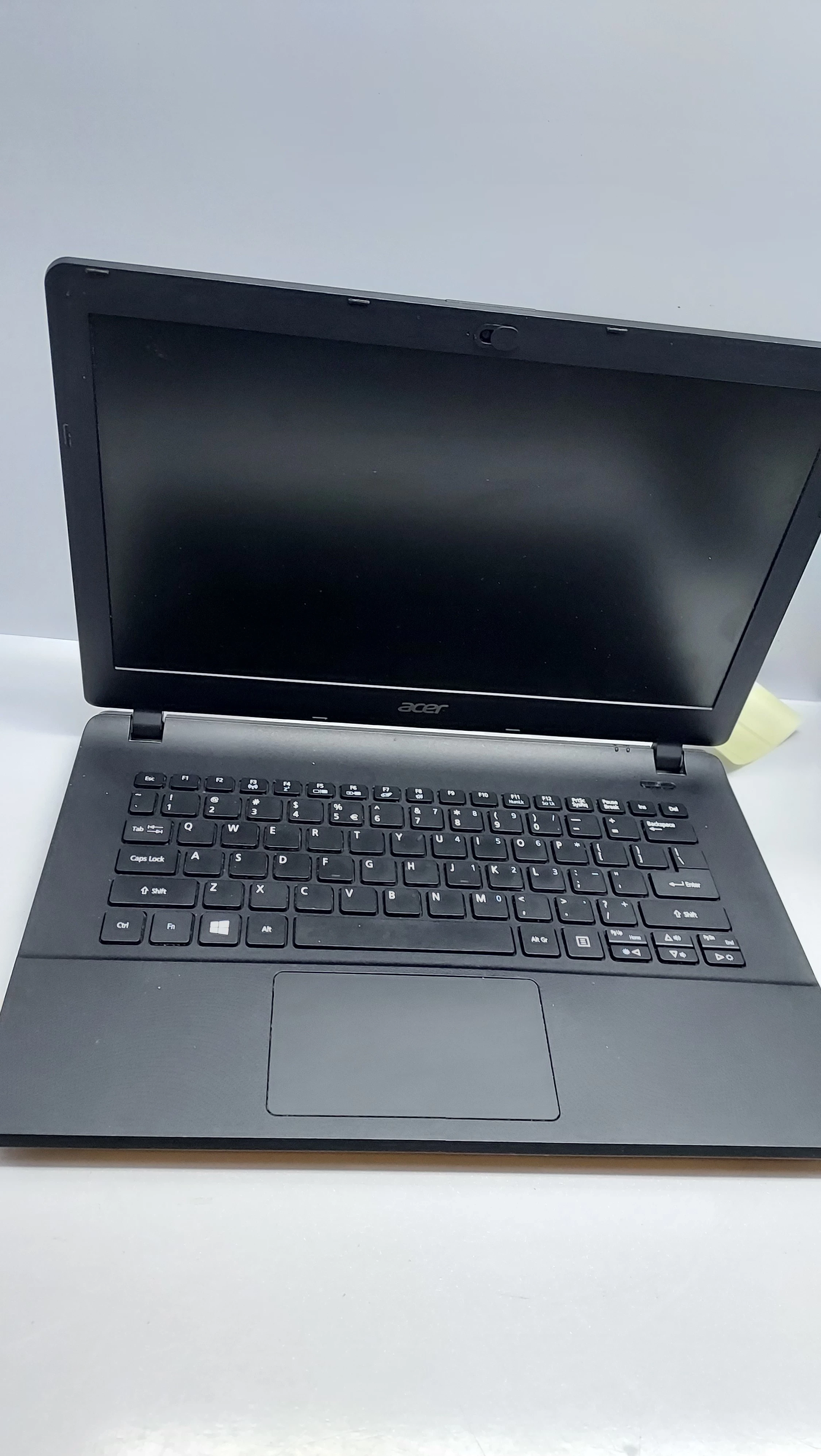 laptop-acer-es1-331-celereon8ramssd120gb-seria-procesora-4366-222