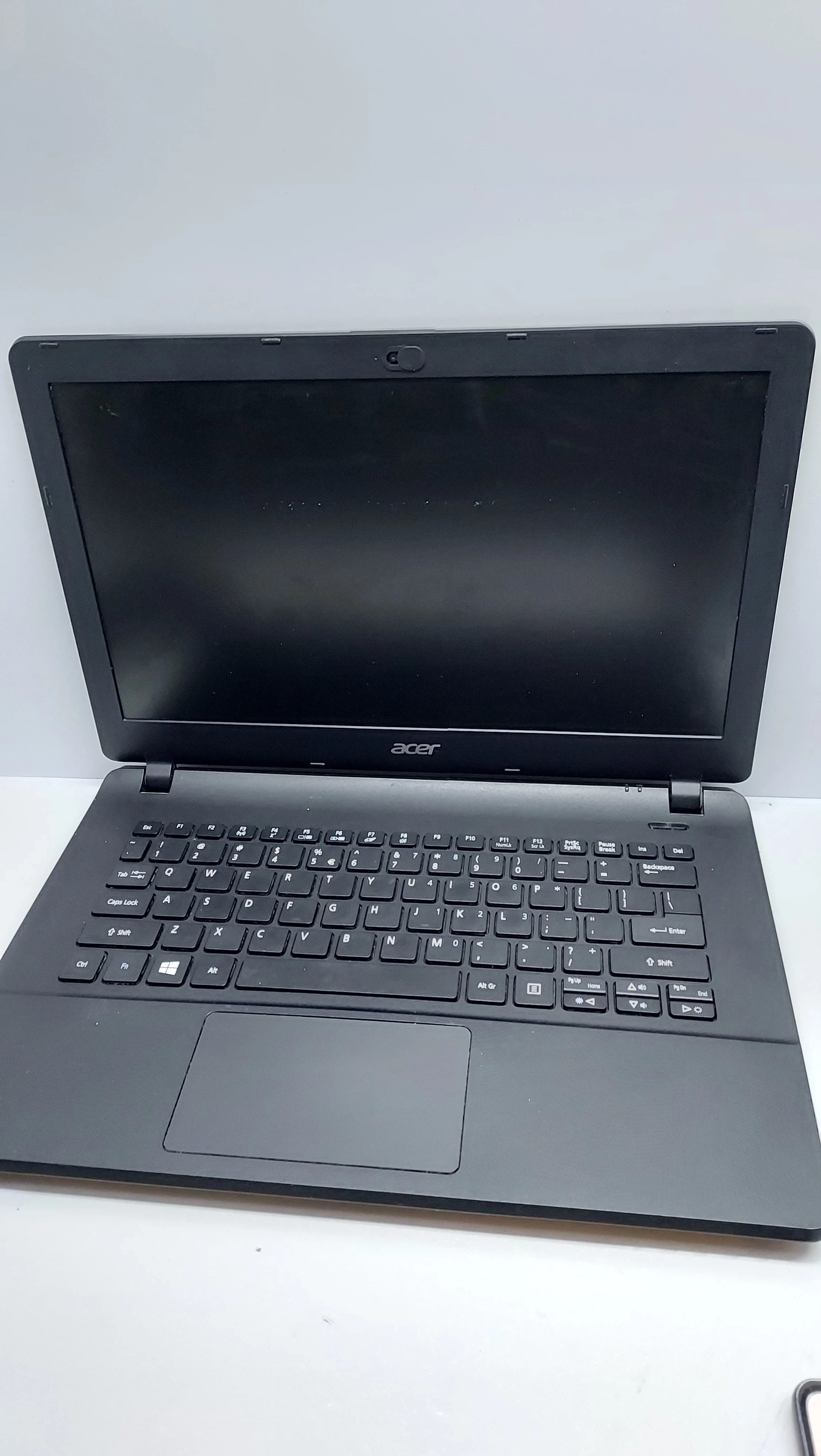 laptop-acer-es1-331-celereon8ramssd120gb-stan-11323-2