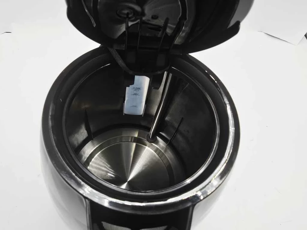 czajnik-elektryczny-gotie-gcp-130-pudelko-kod-producenta-gcp-130c