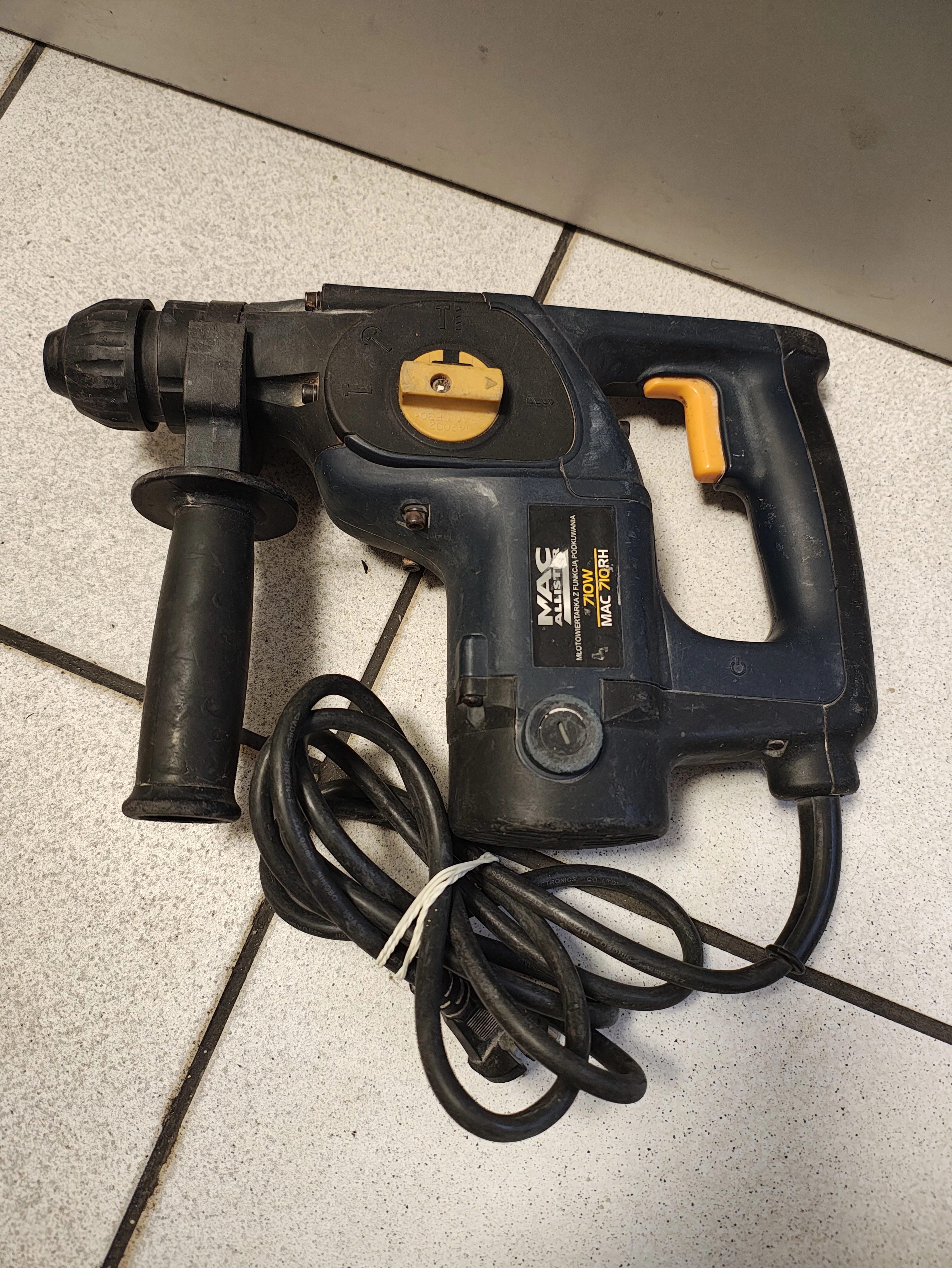 mlotowiertarka-macallister-710-rh-710w-zamkowa-13-kalisz-sj