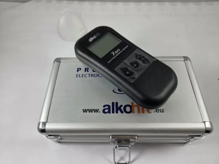 alkomat-alkohit-x60-walizka-wielka-rzeznicka-1-srem-centrum