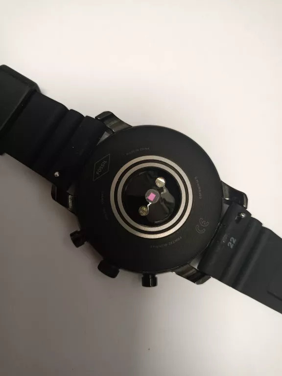 smartwatch-fossil-q-explorist-hr-pudelko-ladowarka-ean-gtin-4013496045642