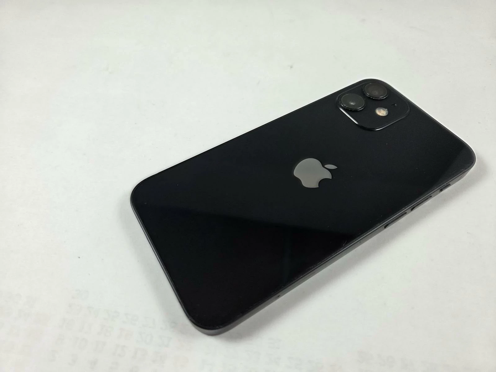 apple-iphone-12-mini-64gb-bateria-76-przekatna-ekranu-540