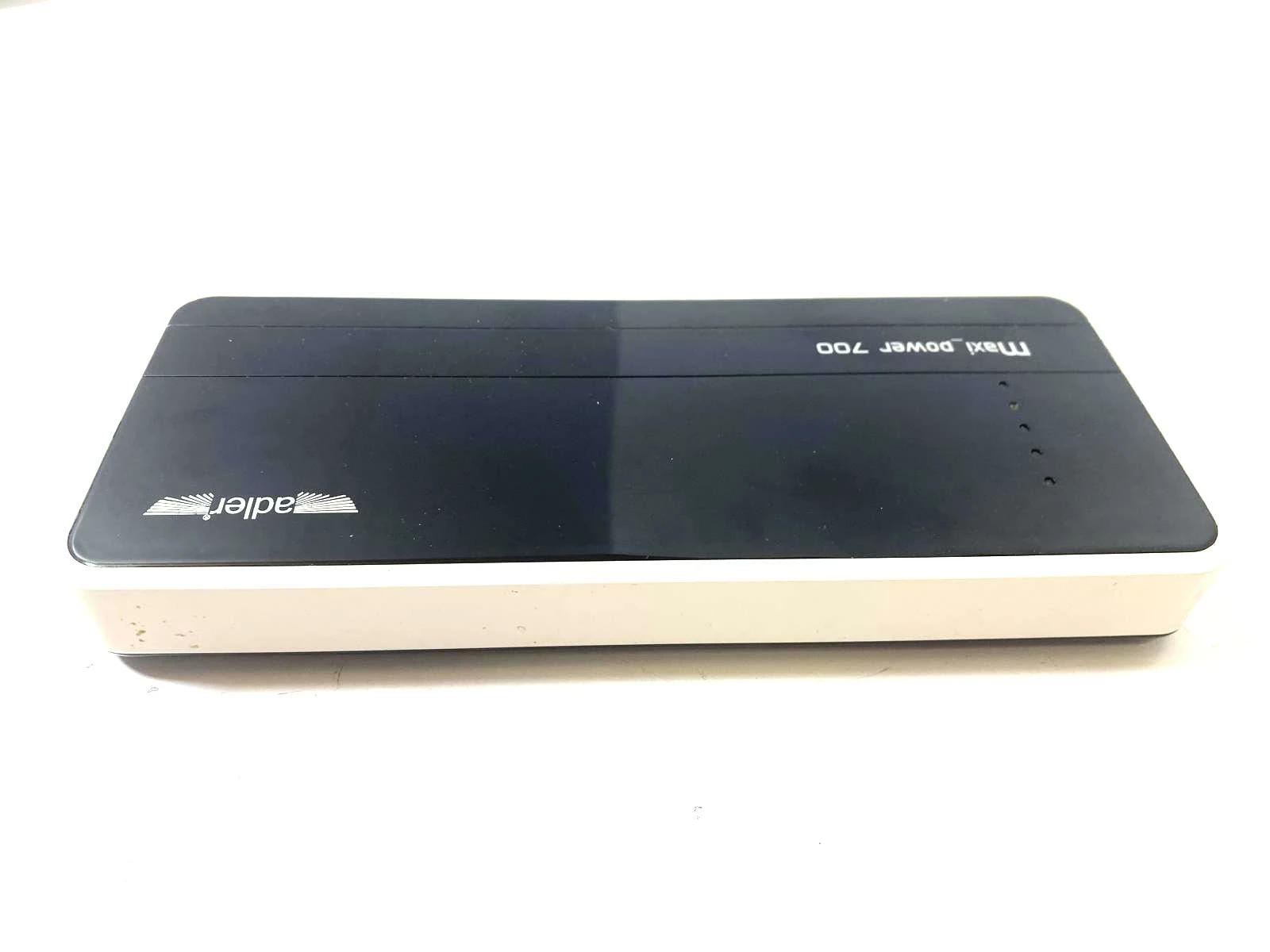 adler-maxi-power-700-wielofunkcyjne-urzadzenie-rozruchowe-powerbank-kod-producenta-560700