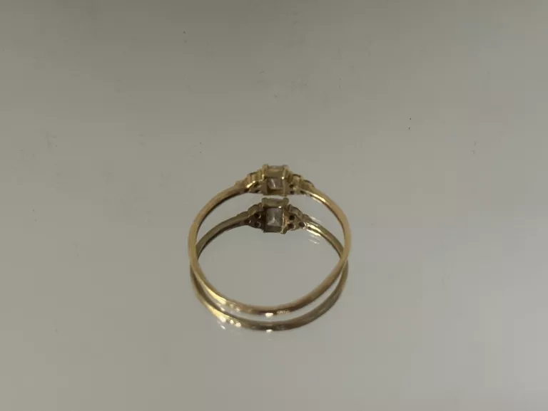 zloty-pierscionek-z-cyrkoniami-p585w098gr16-ean-gtin-5903772051254