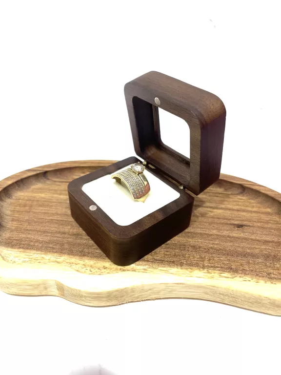 piekny-zloty-pierscionek-585-487g-r23-parkowa-8d-lubin