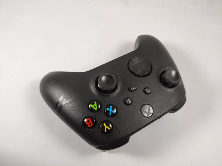 konsola-xbox-series-x-1tb-pad-product-id-a6e0f47b-a196-451c-a766-dba2f8f0542b