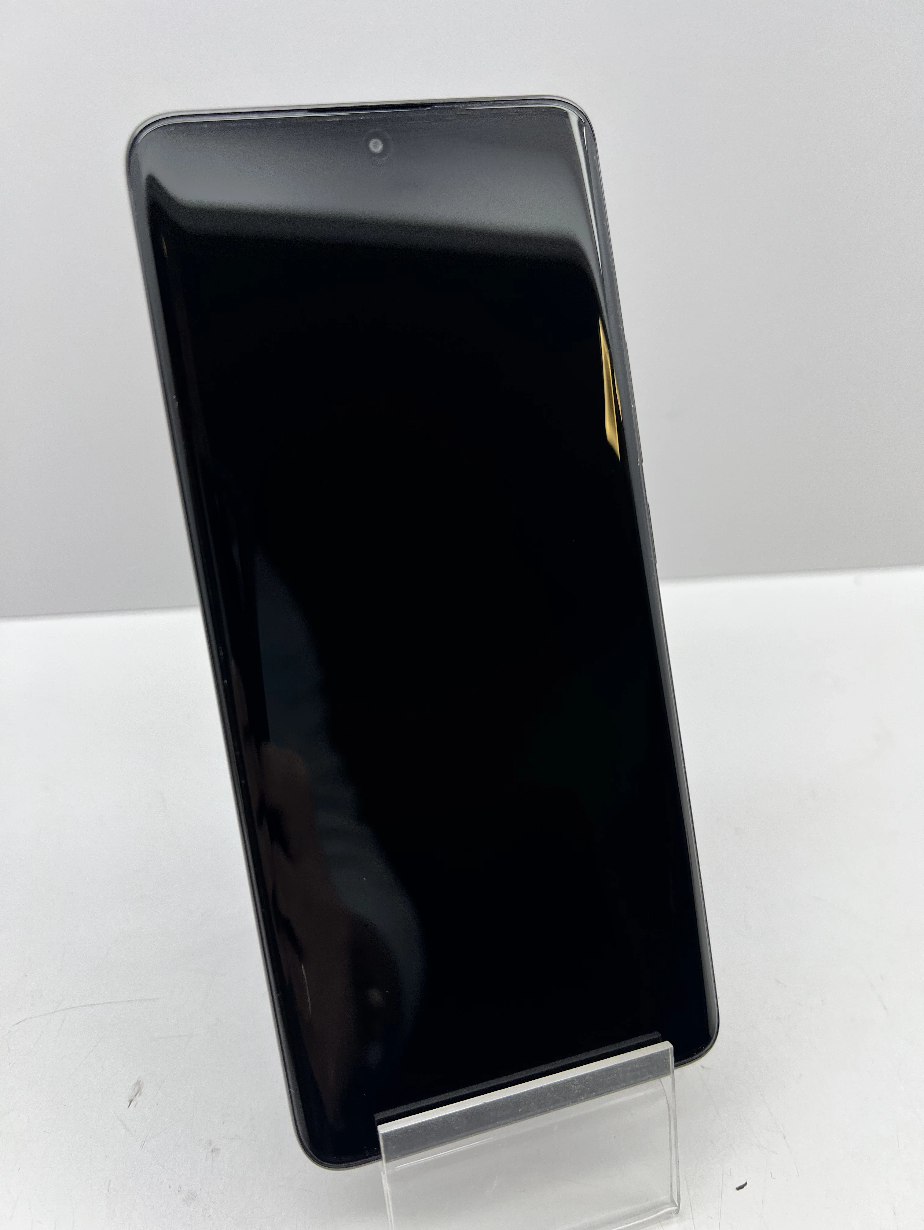 xiaomi-note-14-pro-5g-8256-gb-ekran-bez-rys-opis-przekatna-ekranu-667