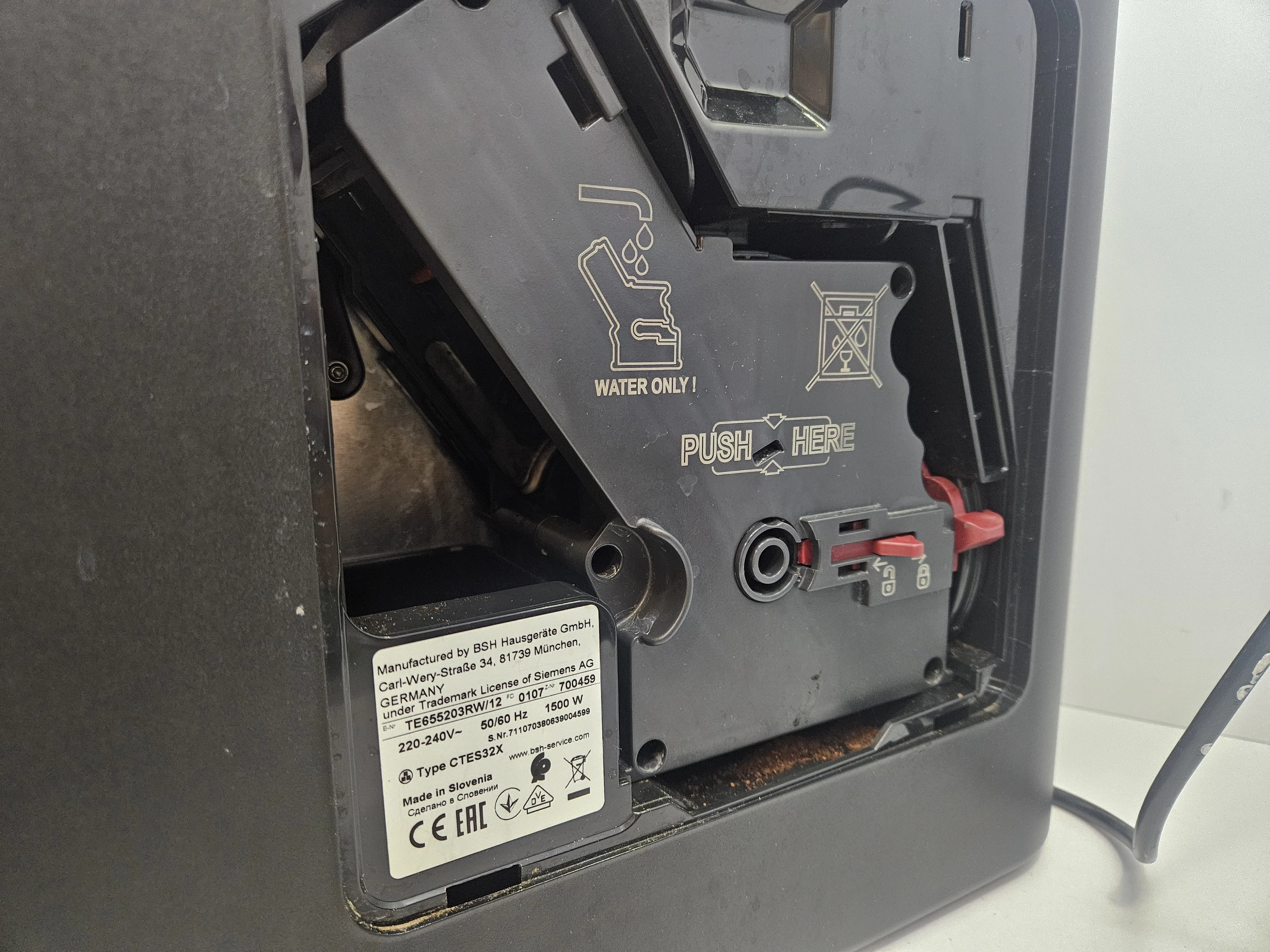 automatyczny-ekspres-cisnieniowy-siemens-eq6-s500-1500-w-czarny-rodzaje-kawy-246269-2