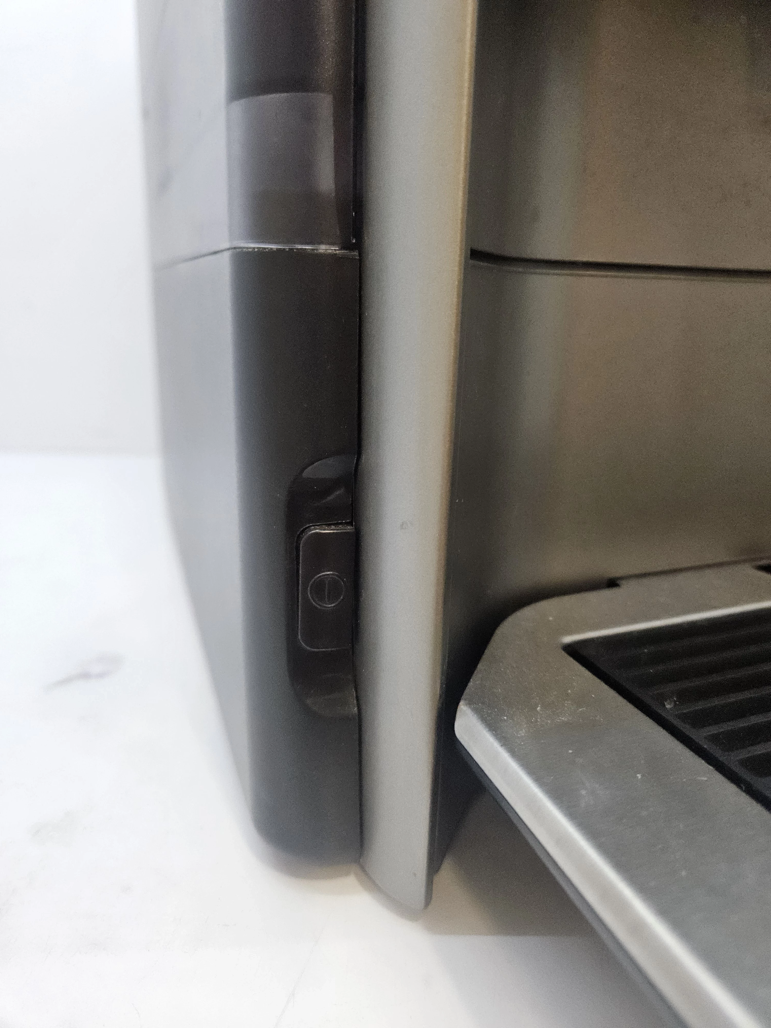 automatyczny-ekspres-cisnieniowy-siemens-eq6-s500-1500-w-czarny-kod-producenta-te655203rw