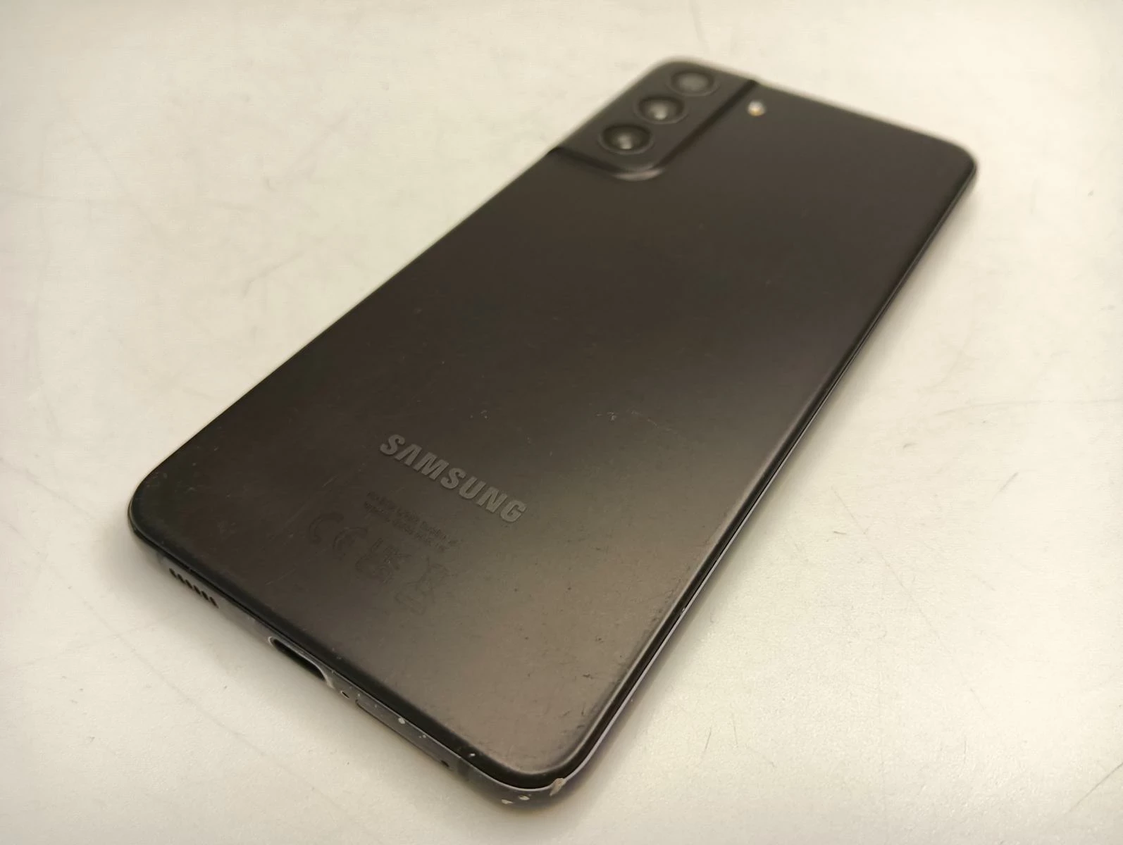 telefon-samsung-galaxy-s21-fe-6128gb-pamiec-ram-202865-214117