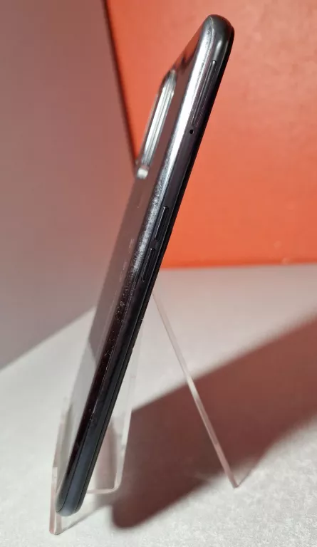 telefon-oppo-a74-128gb-6gb-przekatna-ekranu-650