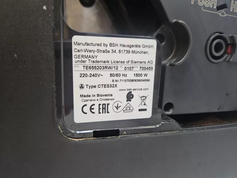 automatyczny-ekspres-cisnieniowy-siemens-eq6-s500-1500-w-czarny-wbudowany-mlynek-596-1