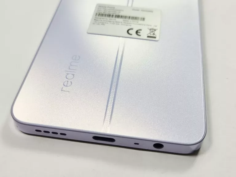 telefon-realme-12-5g-8256gb-przekatna-ekranu-672