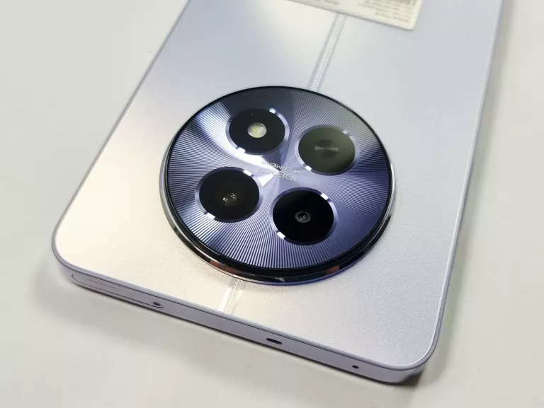 telefon-realme-12-5g-8256gb-typ-202685-212929