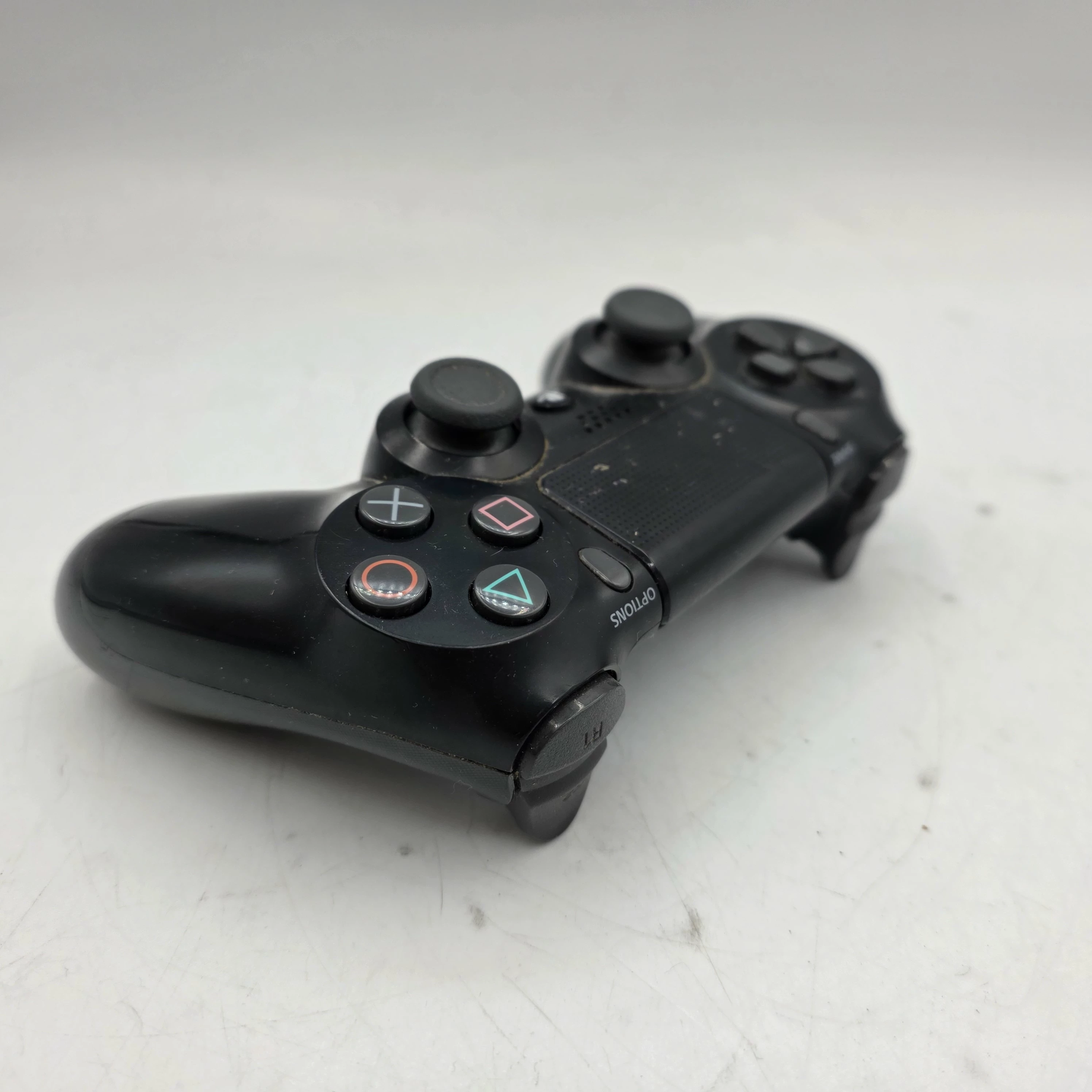 sony-playstation-4-ps4-slim-500gb-cuh-2216a-zashdmi-gry-w-zestawie-205998-225570