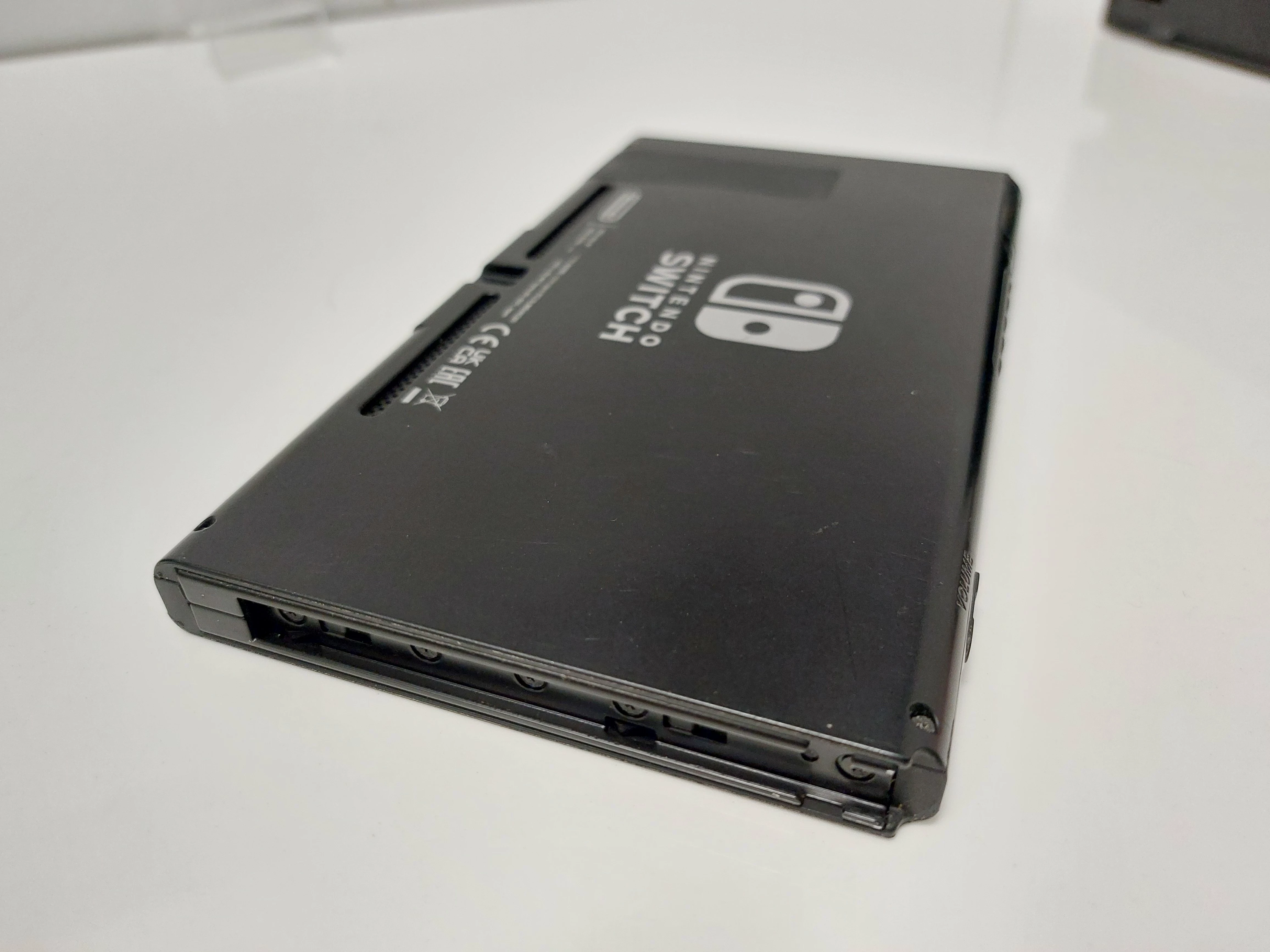 konsola-nintendo-switch-hac-001-zasilacz-1x-pad-kod-producenta-nsh004