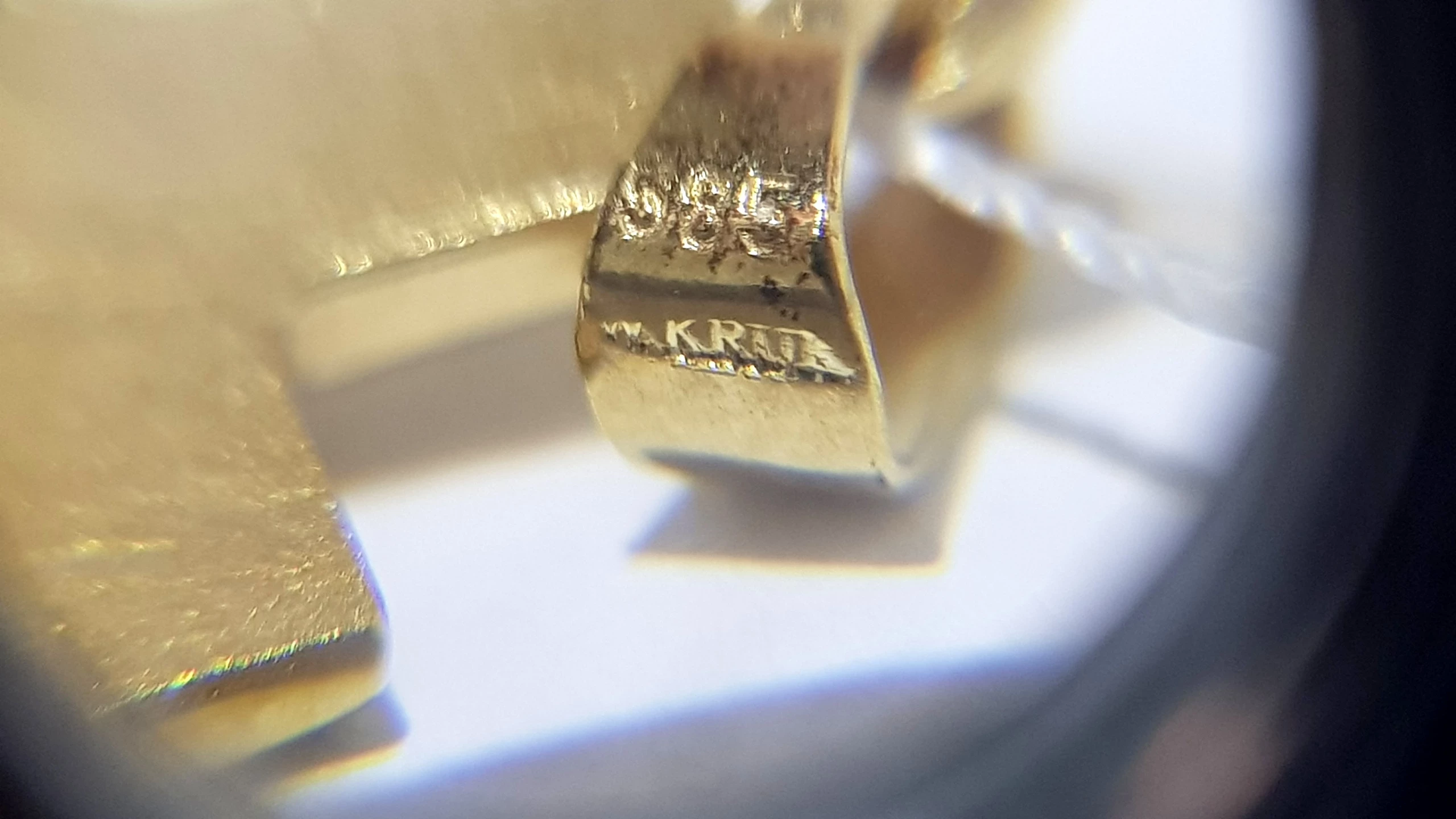 wyrob-jubilerski-uzywany-zloty-krzyzyk-pr585-wk-r-u-k-070g-13x2cm-kamien-17088-128