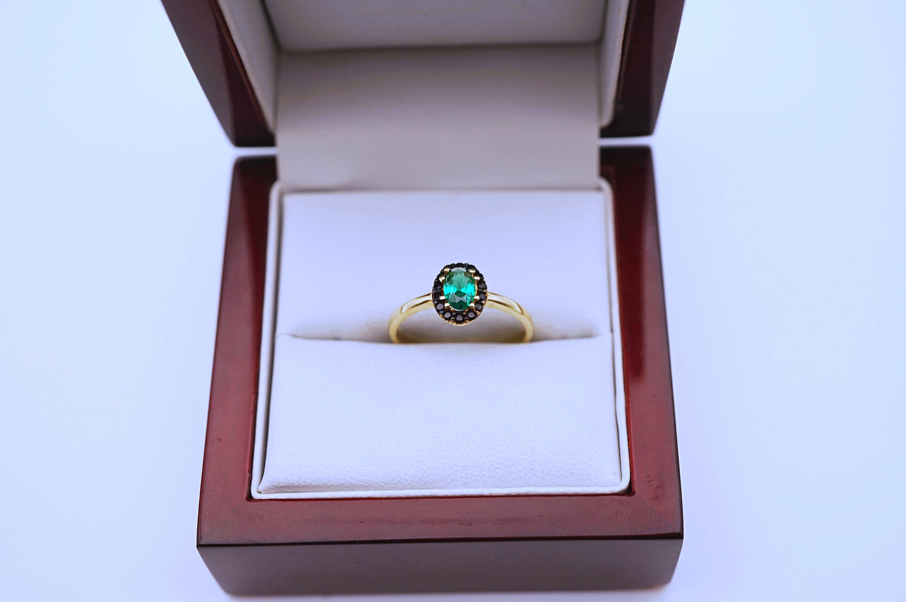 zloty-pierscionek-z-zielono-czarnymi-kamieniami-585-162g-r14-stan-11323-2