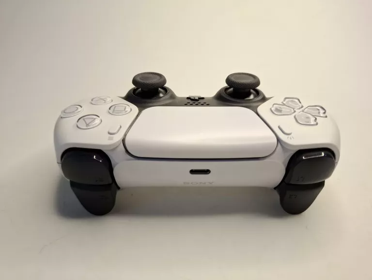 konsola-sony-playstation-5-slim-cfi-2016-blu-ray-zawiera-baterie-250685-2006716