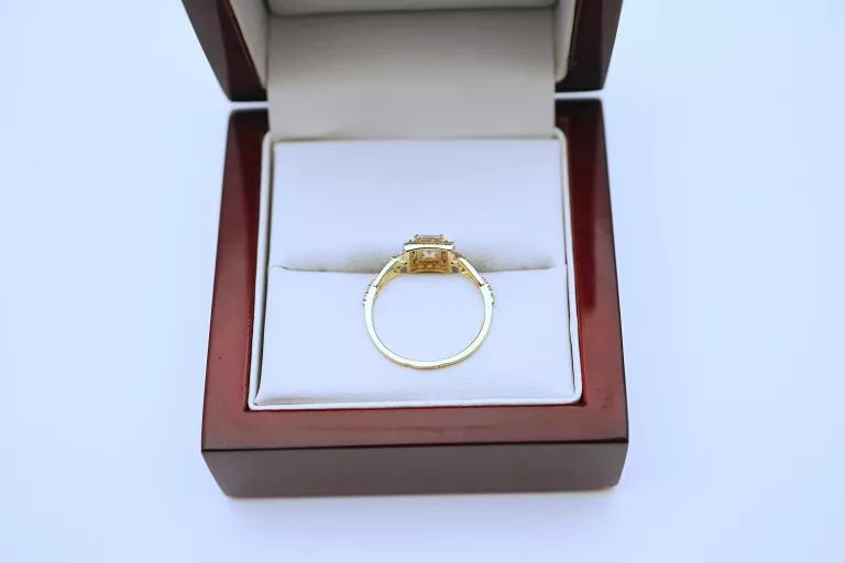 zloty-pierscionek-z-cyrkoniami-585-151g-r12-kamien-17088-128