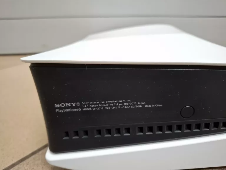 konsola-sony-playstation-5-slim-cfi-2016-blu-ray-waga-produktu-z-opakowaniem-jednostkowym-4480