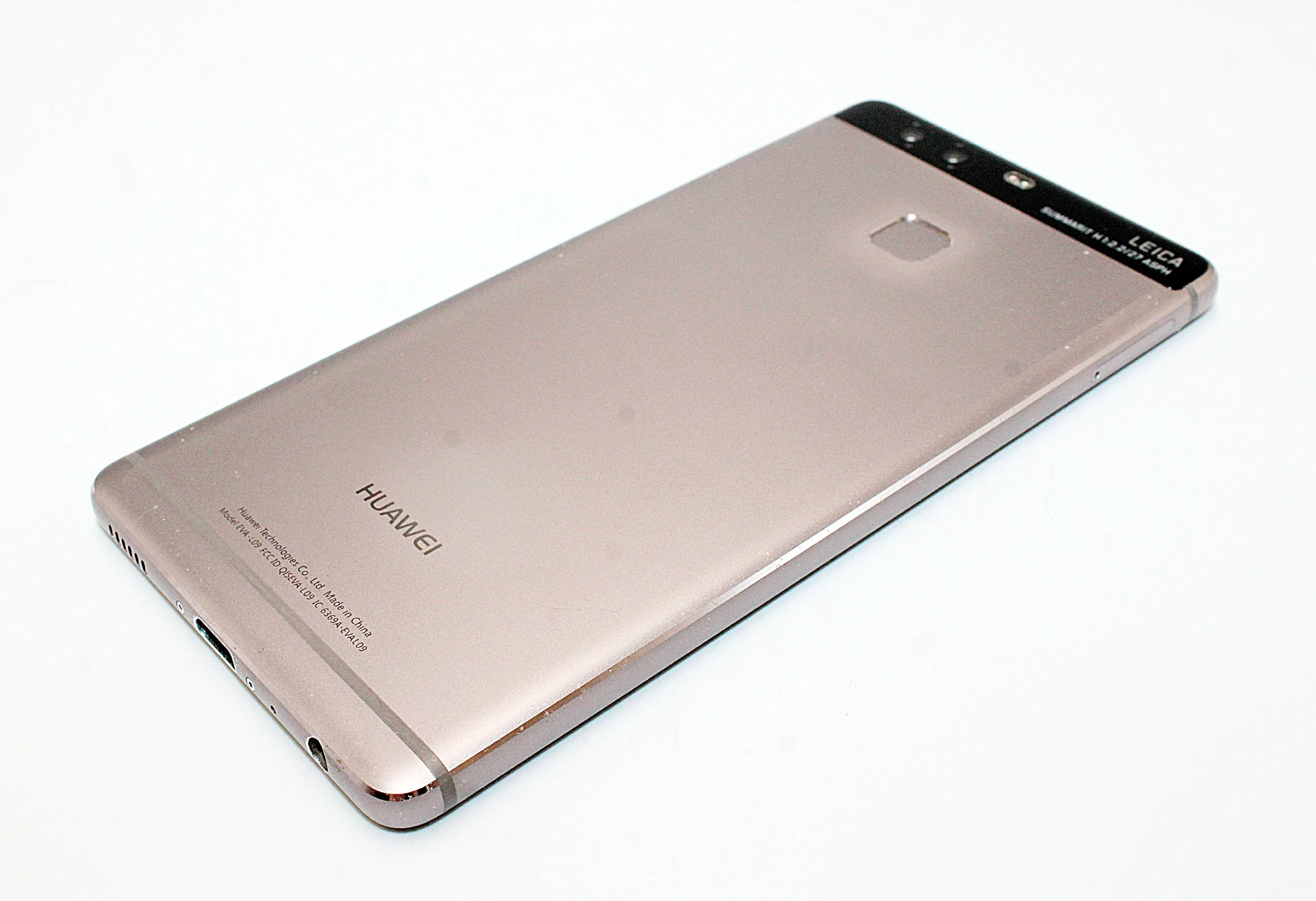 telefon-huawei-p9-332gb-52-srebrny-eva-l09-system-operacyjny-4388-1