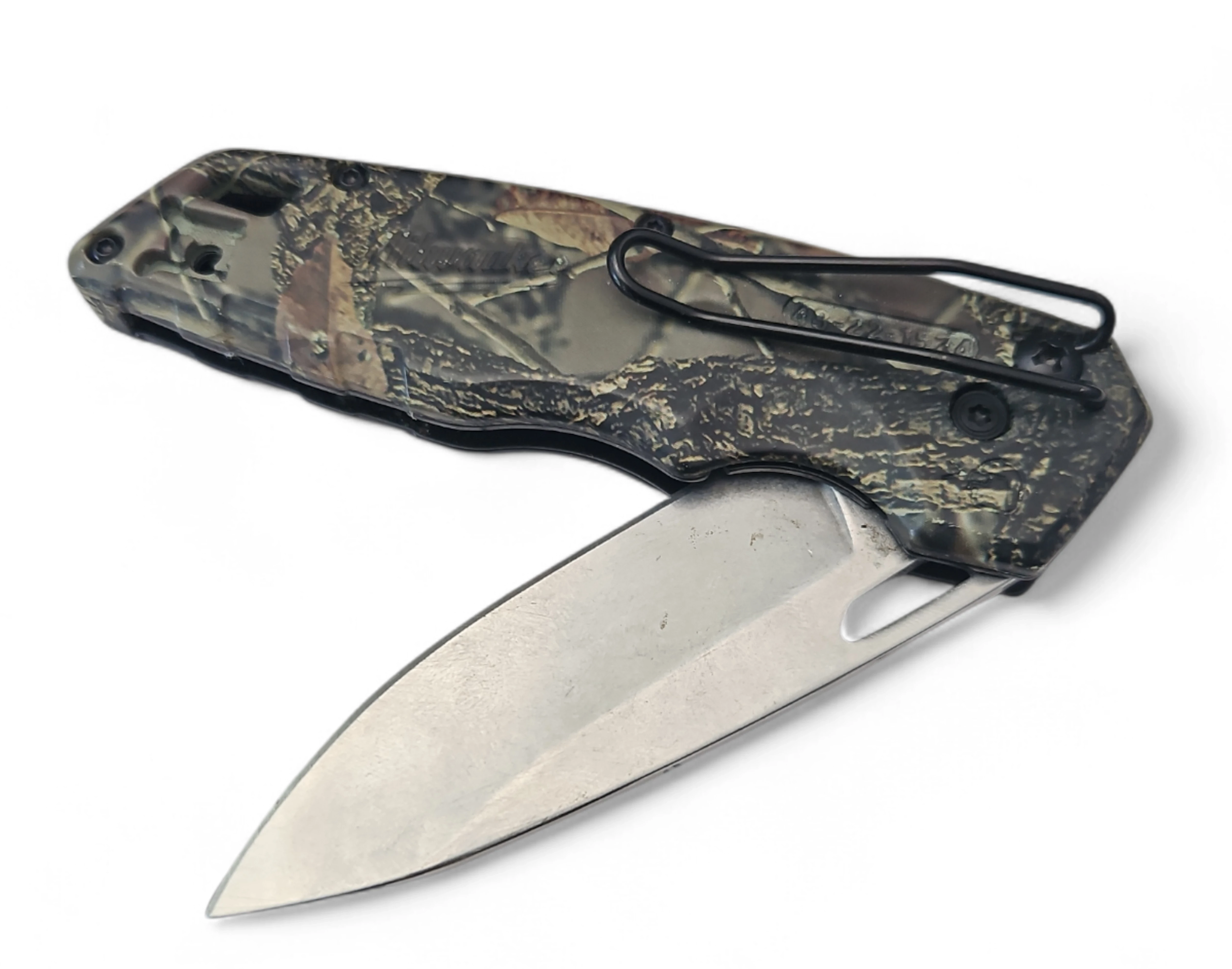 noz-skladany-fastback-kamuflaz-wytrzymaly-milwaukee-4932492375-ean-gtin-4058546417420