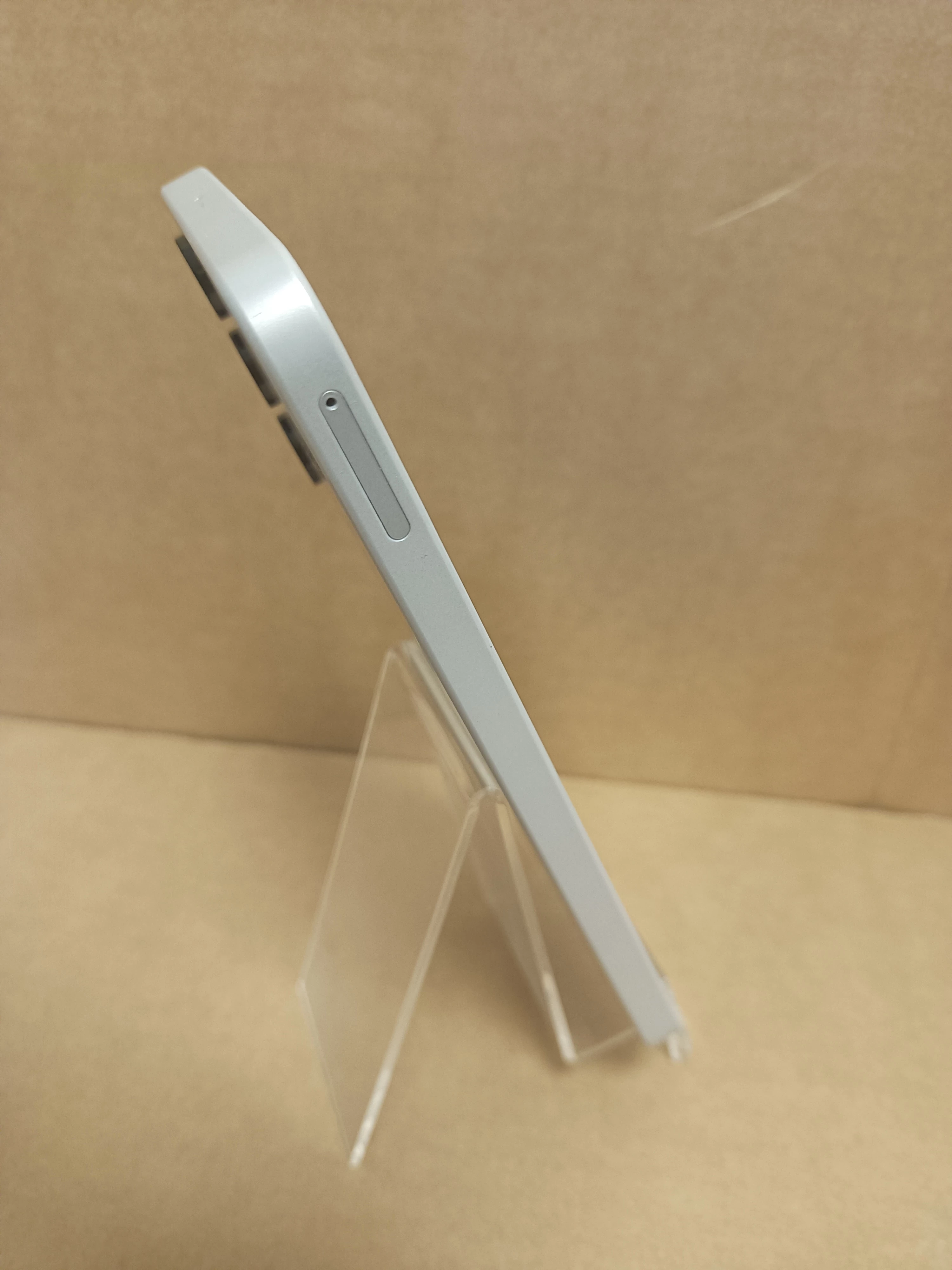 telefon-samsung-a16-4128gb-przekatna-ekranu-670