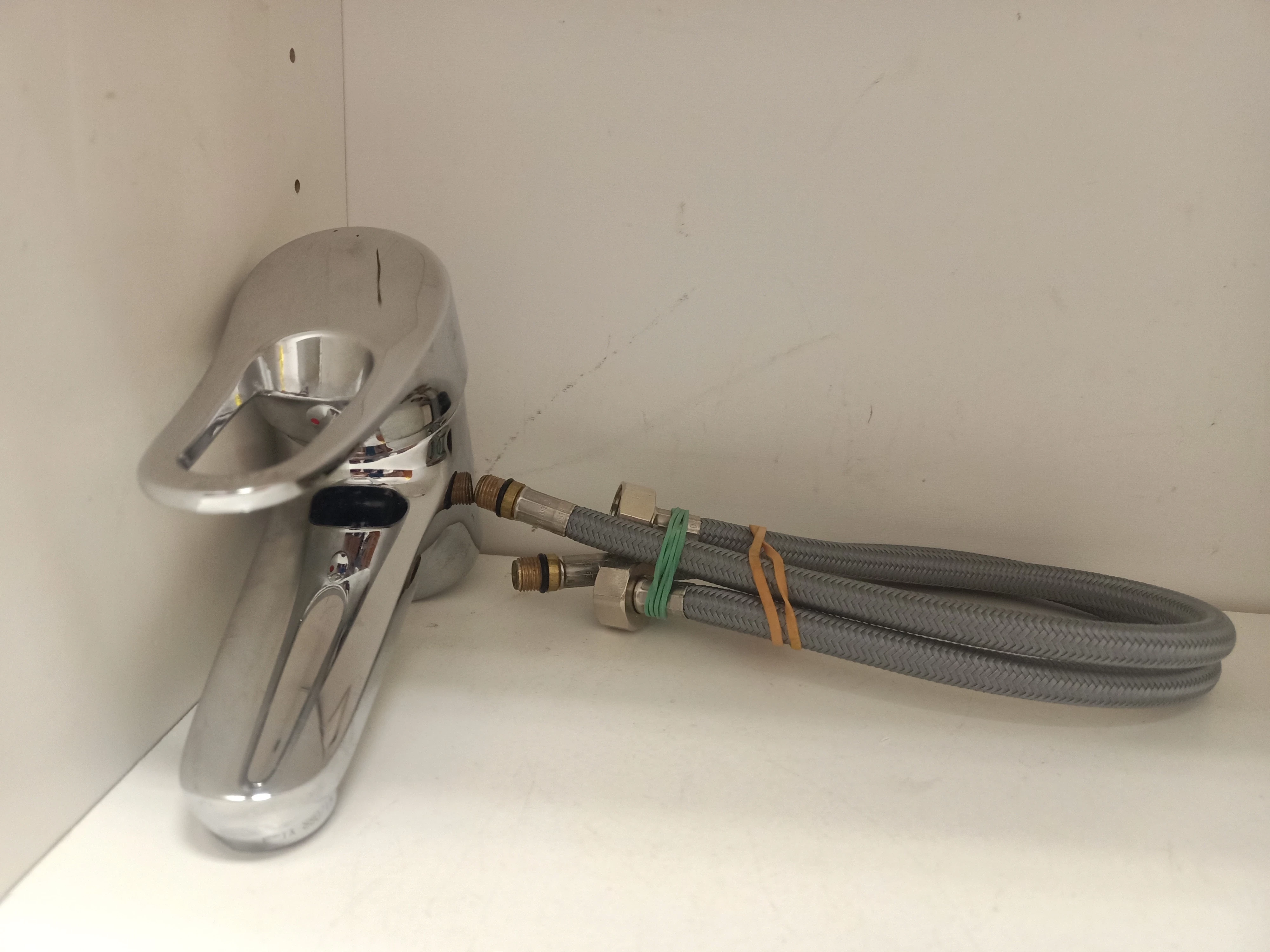 bateria-umywalkowa-ni075vecr-x-125137-senatorska-38-legnica