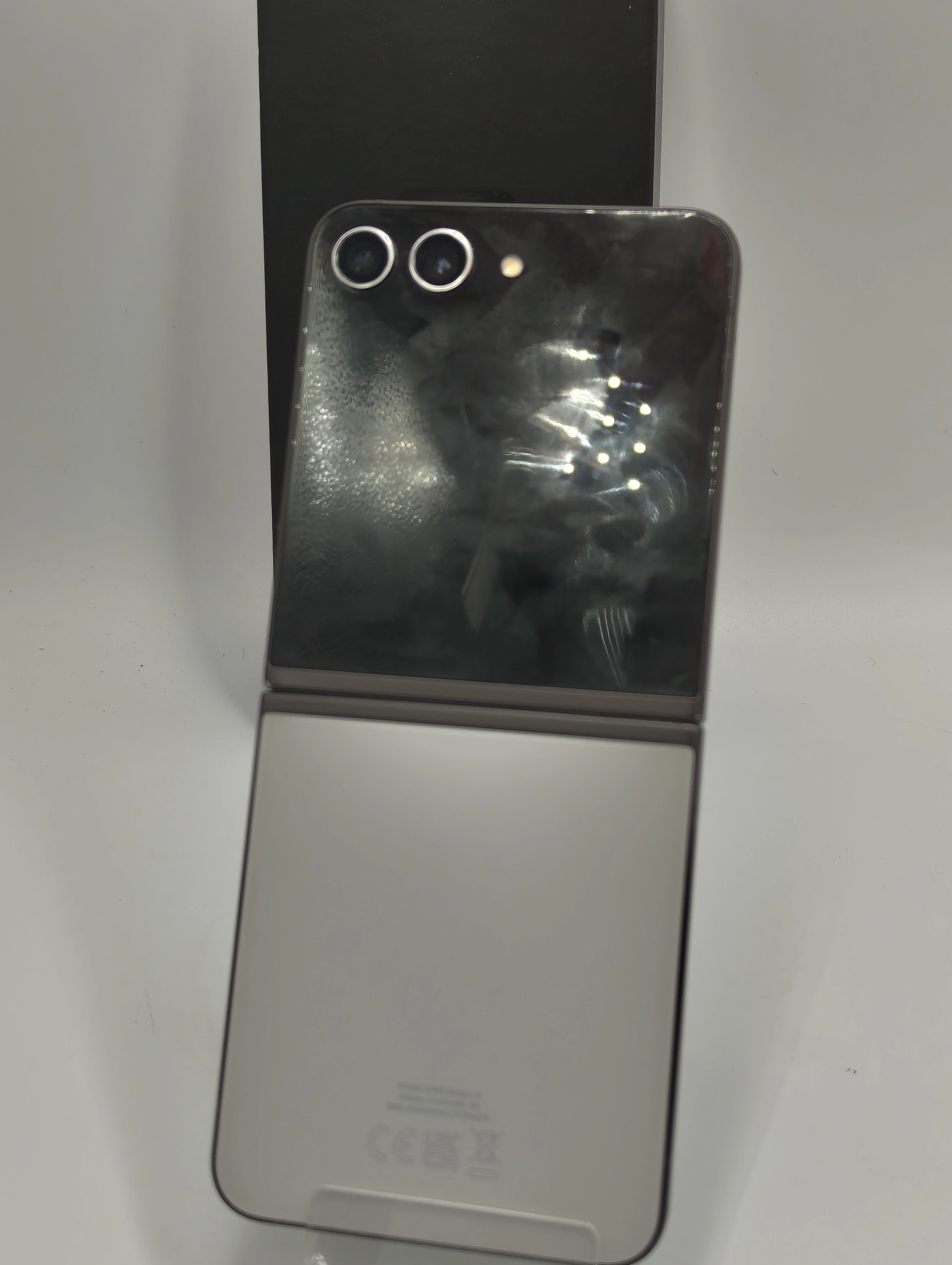 telefon-samsung-z-flip-5-kod-producenta-sm-f731blggeue