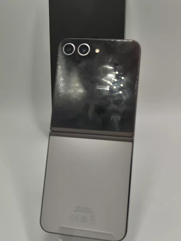 telefon-samsung-z-flip-5-kod-producenta-sm-f731blggeue