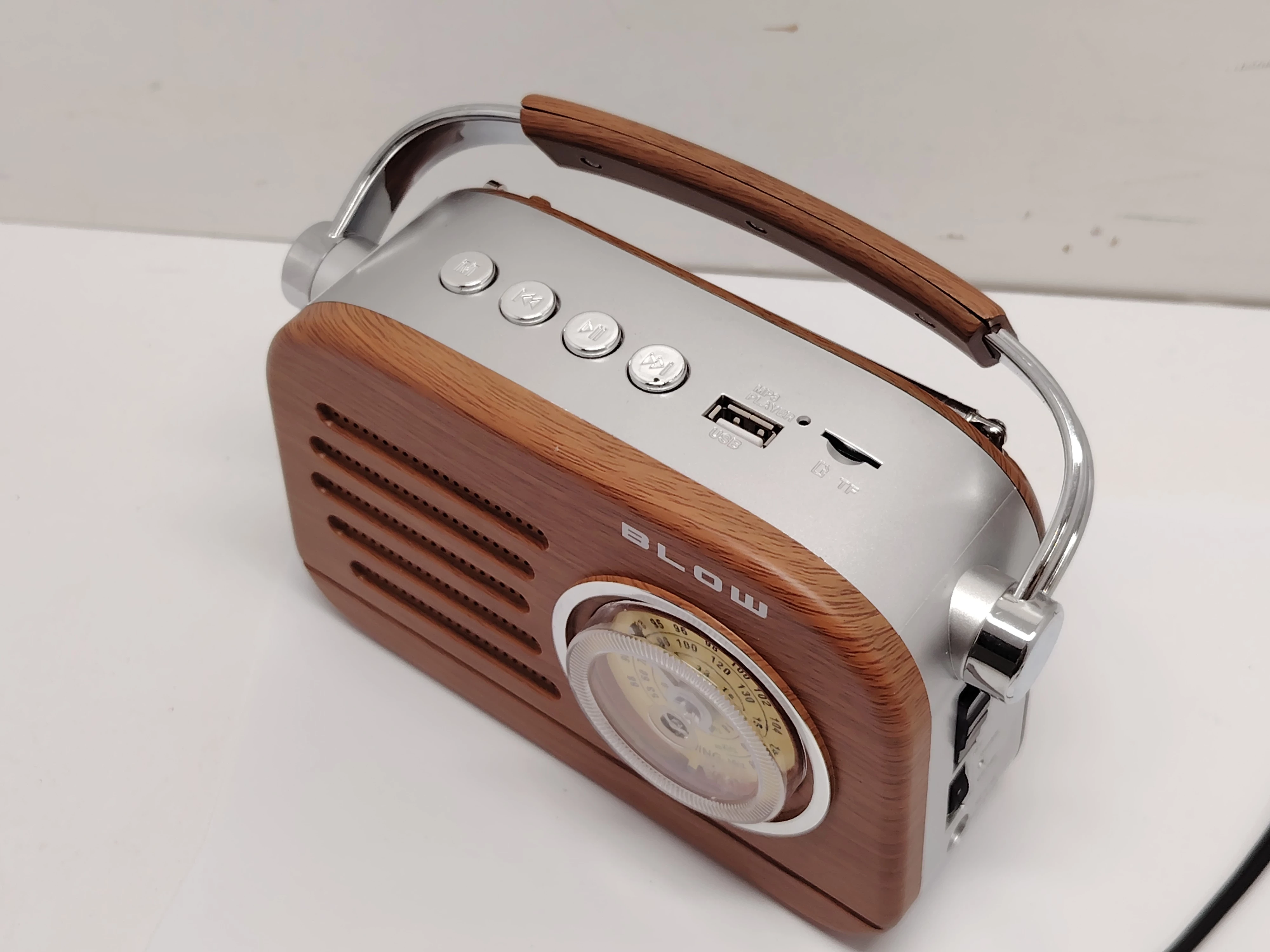 radio-nprzenosne-fm-bluetooth-blowpud-marka-248811-1070709