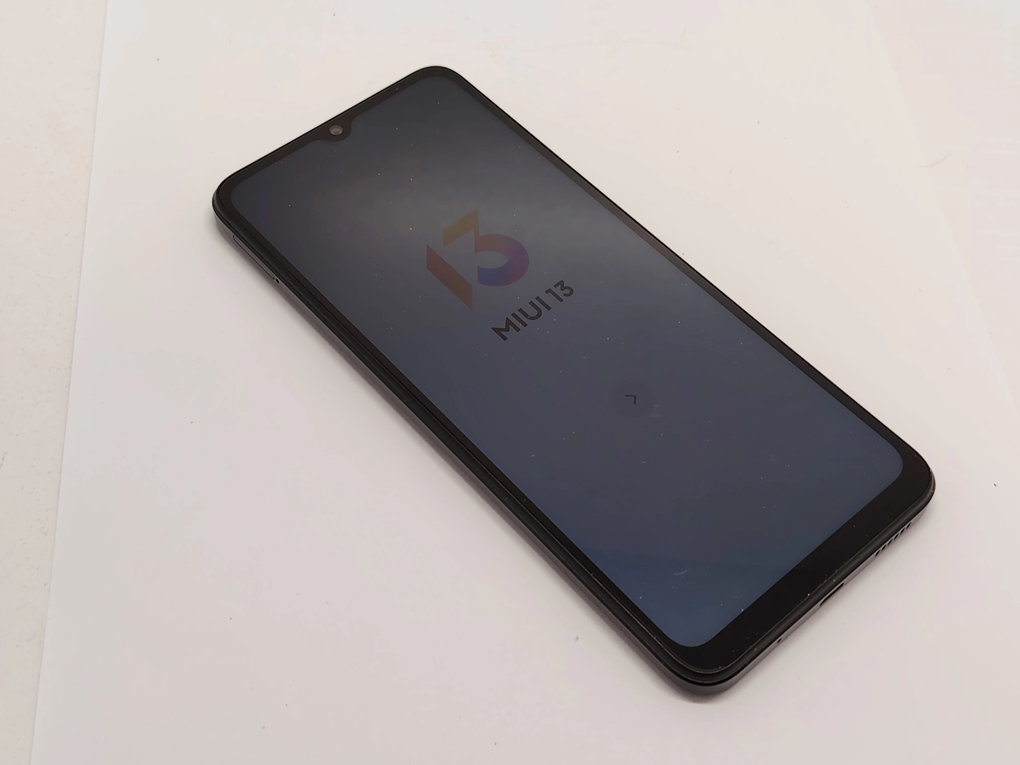 telefon-redmi-12c-komplet-pojemnosc-akumulatora-5000