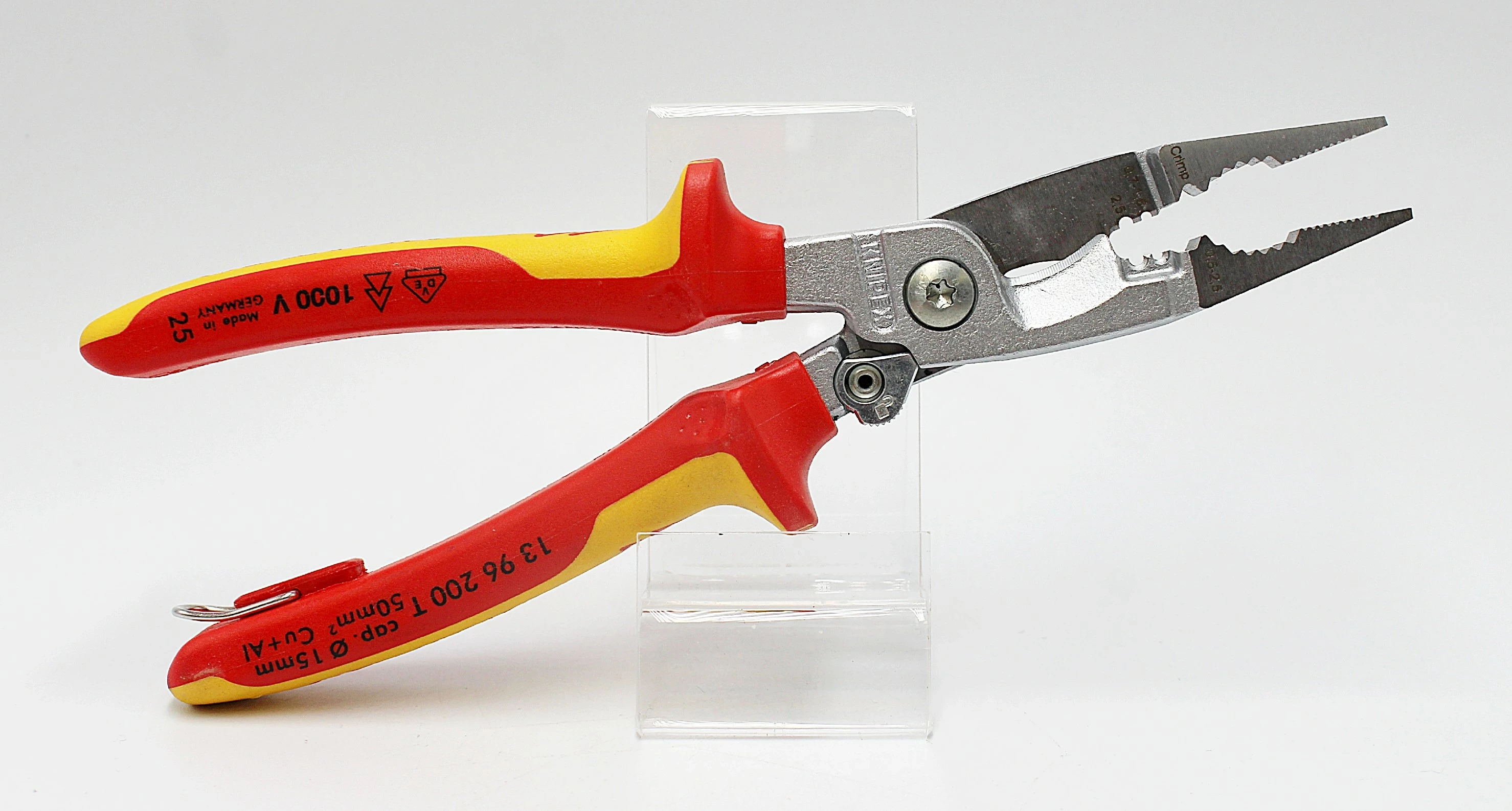 szczypce-do-prac-elektroinstalacyjnych-6w1-13-96-200-t-knipex-glogowska-160-poznan