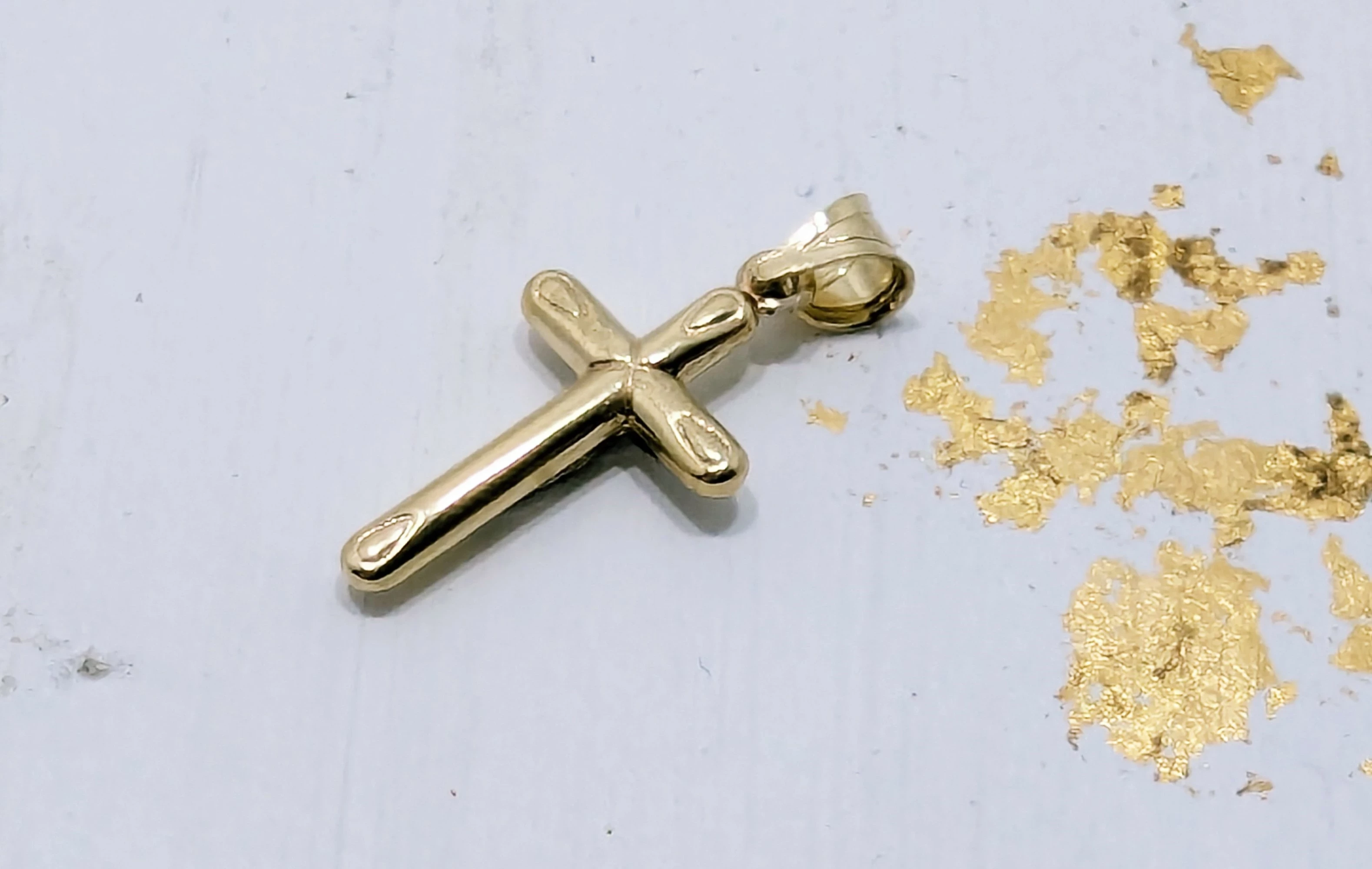 zloty-krzyzyk-585-057g-rodzaj-2205-16