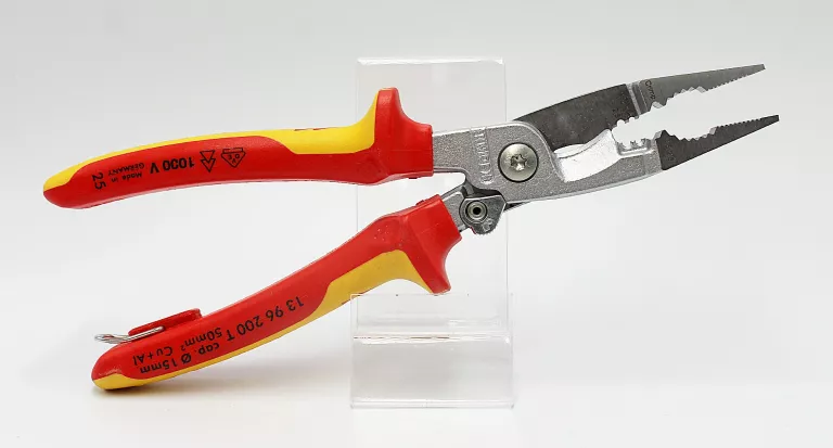 szczypce-do-prac-elektroinstalacyjnych-6w1-13-96-200-t-knipex-glogowska-160-poznan