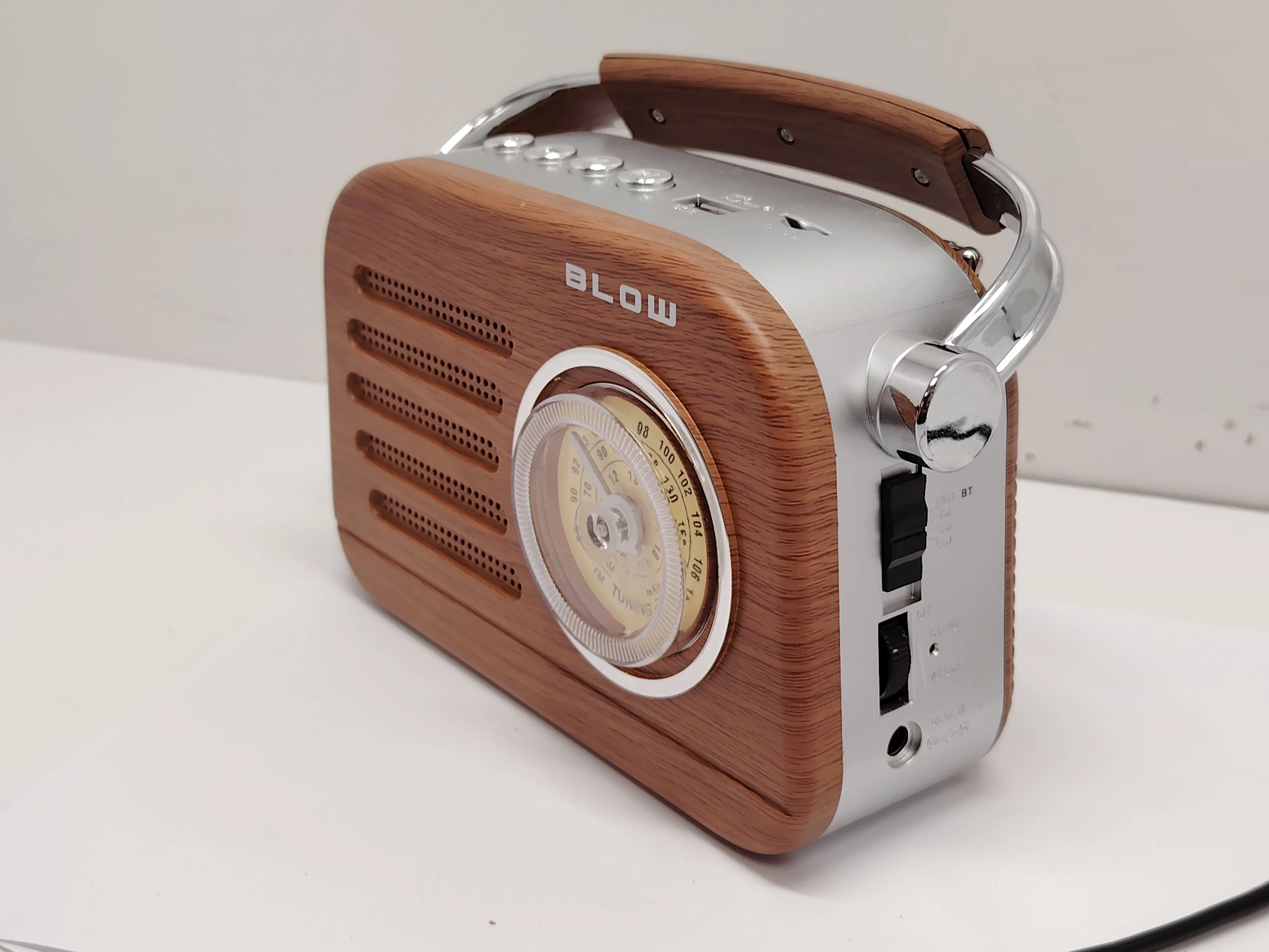 radio-nprzenosne-fm-bluetooth-blowpud-zasilanie-209202-281177