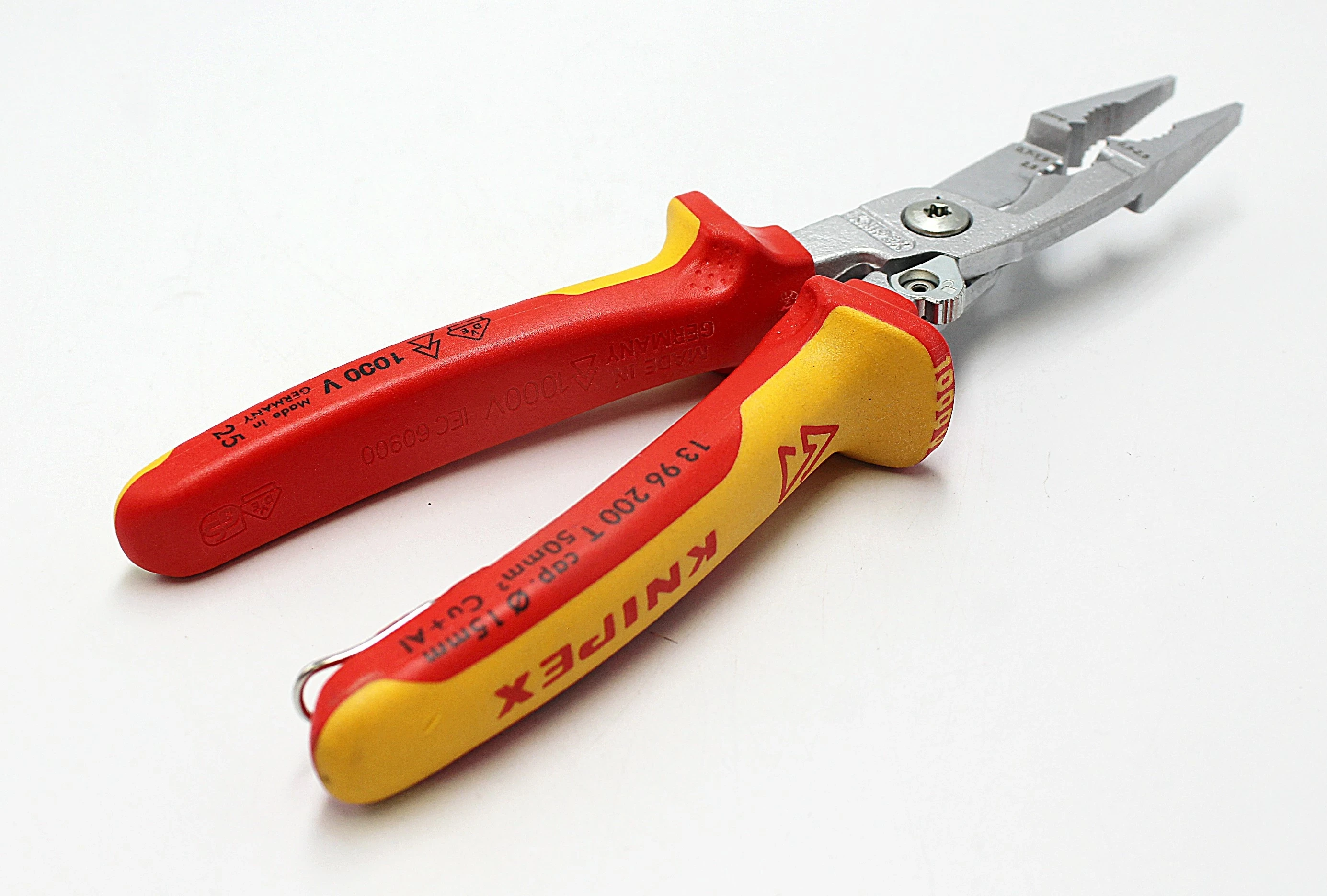 szczypce-do-prac-elektroinstalacyjnych-6w1-13-96-200-t-knipex-stan-11323-2