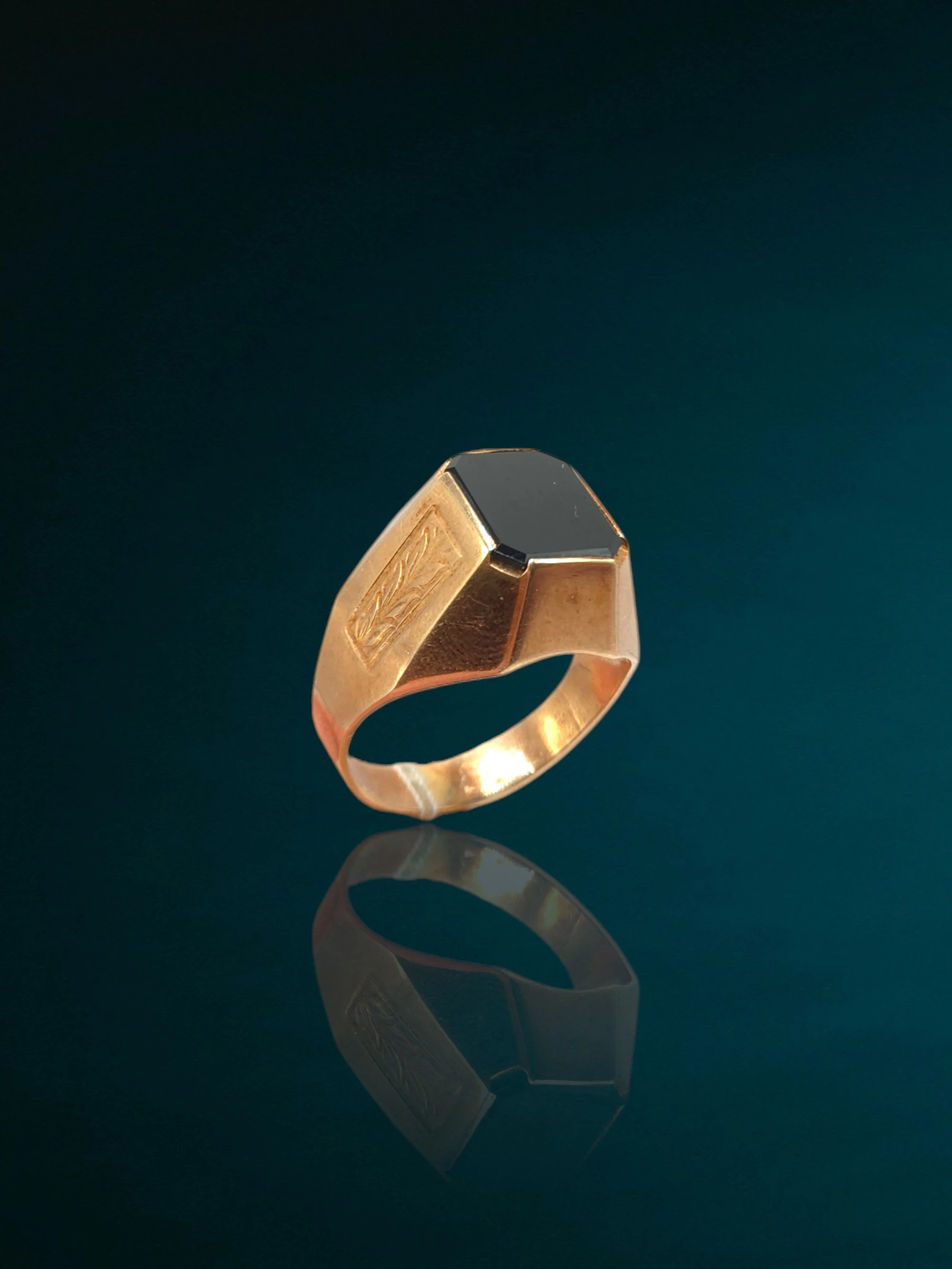 wyrob-jubilerski-uzywany-zloty-sygnet-warmet-r25-material-17128-2