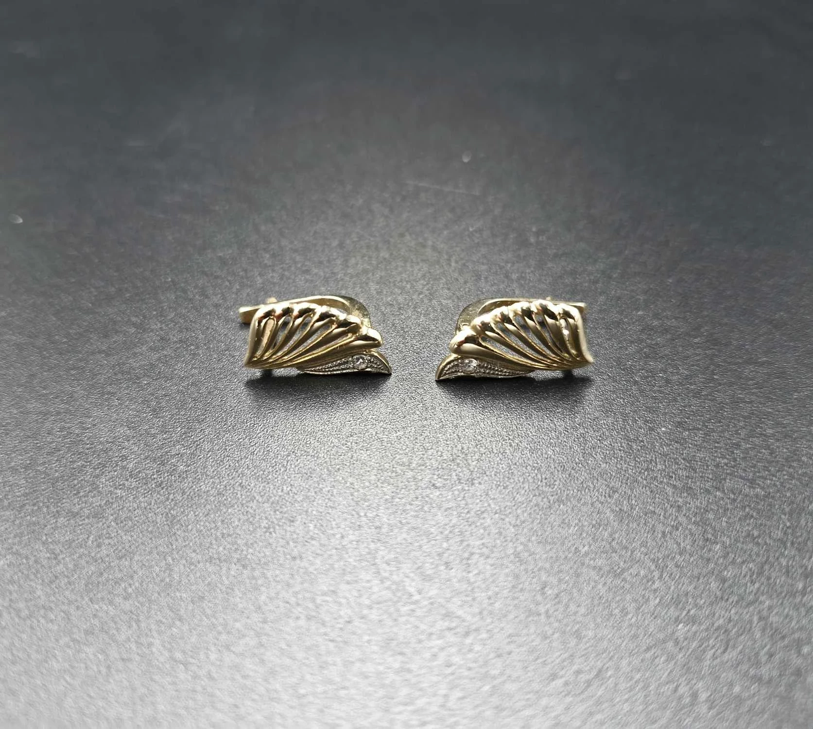 wyrob-jubilerski-uzywany-zloto-kolczyki-material-15835-2