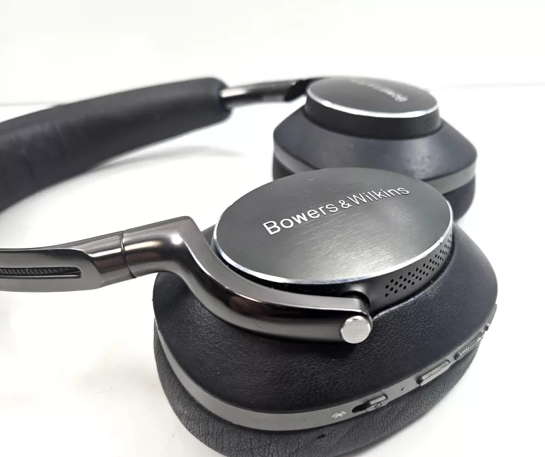 sluchawki-bowers-wilkins-px8-czarne-stan-11323-2
